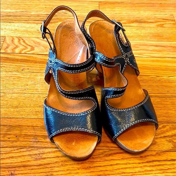 🆕Naya Leather Comfort Sandals - Picture 3 of 10